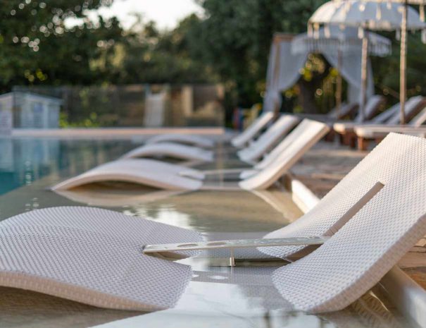 hotelnefeli-pool-chairs-06